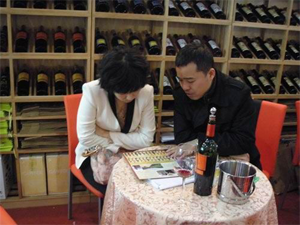 “納新紅酒”成都招商圓滿完成