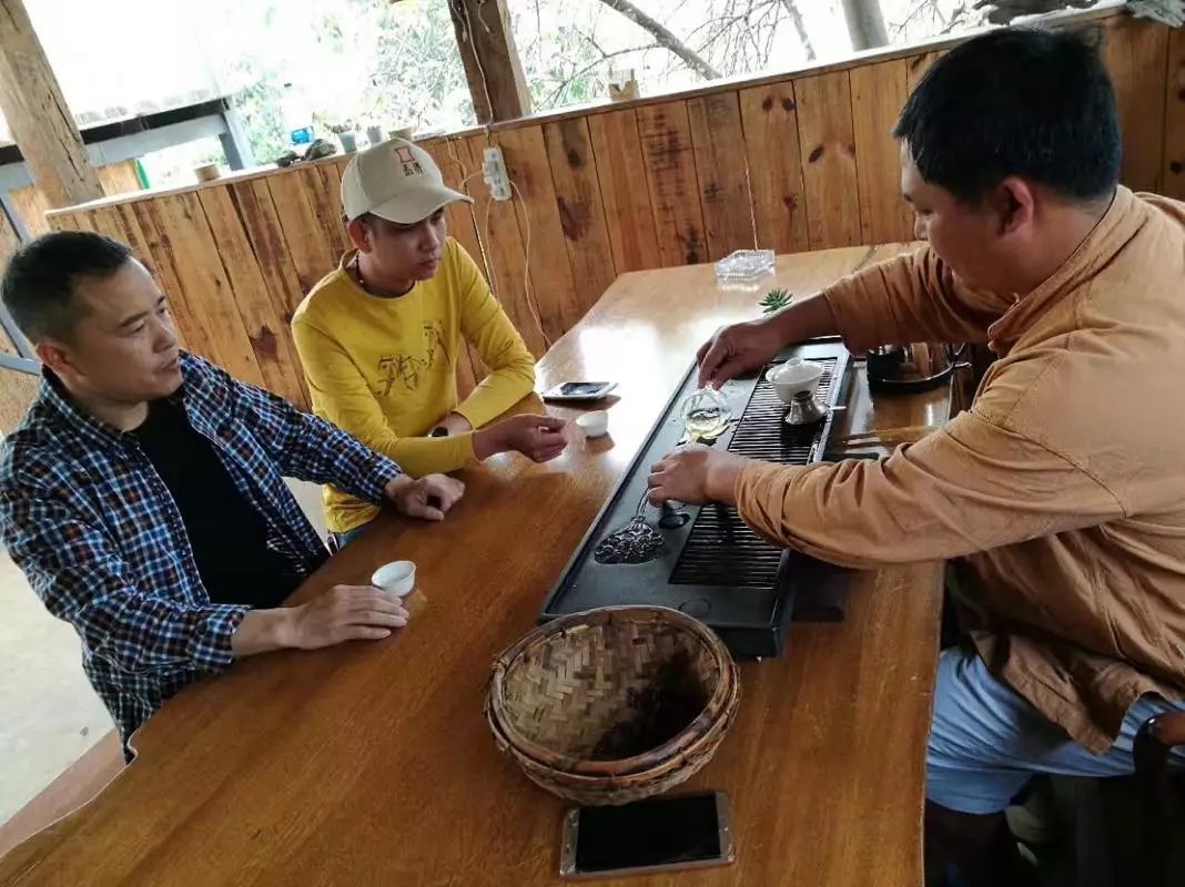 【2017納新云南茶山行】賀開(kāi)區(qū)品鑒會(huì)