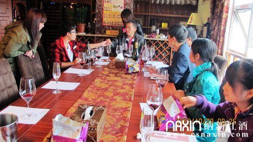 品鑒會現(xiàn)場